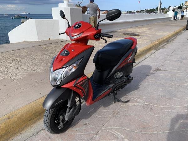 SCOOTER RED
